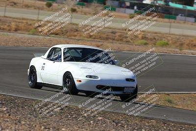 media/Oct-01-2022-Team Topak Racing (Sat) [[f860fb51be]]/2-Inter Low 2/session 1 turn 3/